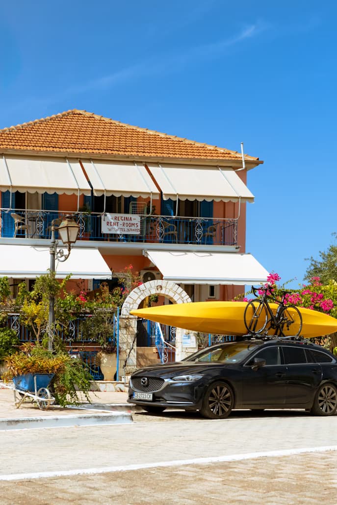 Real Estate & Travel Services